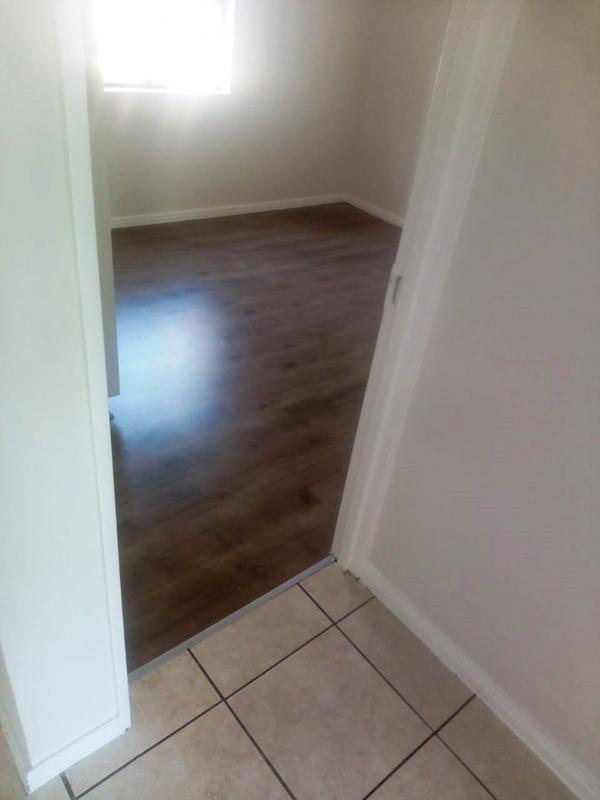 2 Bedroom Property for Sale in Somerset West Western Cape